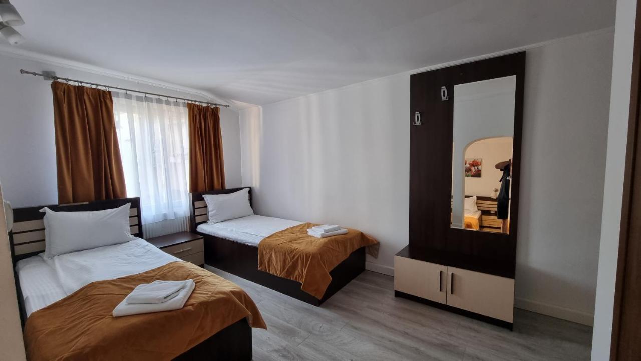 Vila Parc Cluj-Napoca Exteriör bild